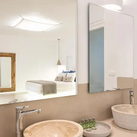 Anna Platanou * Agia Irini (Paros)